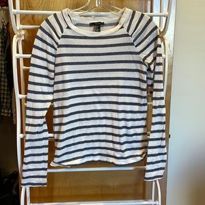 Forever 21 crew neck sweater